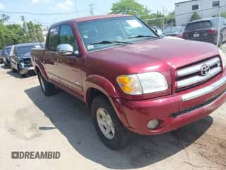 2004 Toyota Tundra SR5 z VIN 5TBDT44194S451264, wystawiony jako IAAI lot #42959461 z przebiegiem 198 857 mil mil oraz . Historia ofert i sprzedaży dostępna na DreamBid. Obrazek 1.