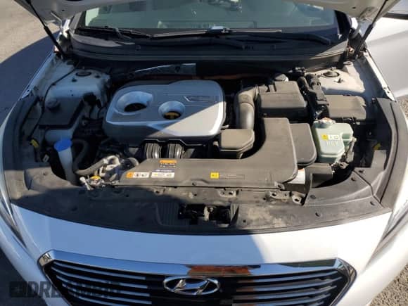 2017 Hyundai Sonata Limited with VIN KMHE54L2XHA072692, listed as a Copart auction lot 64465605 with 152,764 mi miles and Salvage title. Bid and sale history available at DreamBid. Image 11.