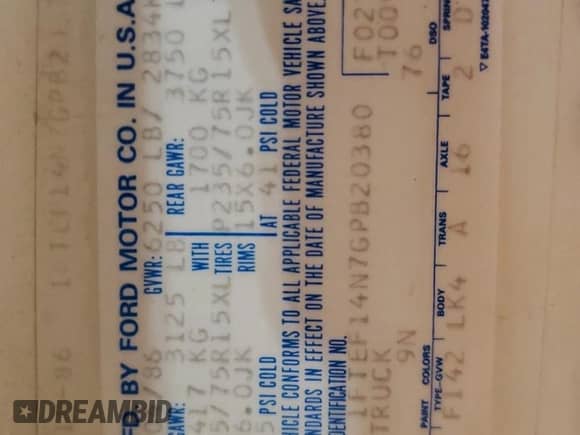 1986 Ford F-150 z VIN 1FTEF14N7GPB20380, wystawiony jako Copart lot #55316365 z przebiegiem 54 474 mil mil oraz Czysty tytuł • Clean title. Historia ofert i sprzedaży dostępna na DreamBid. Obrazek 12.