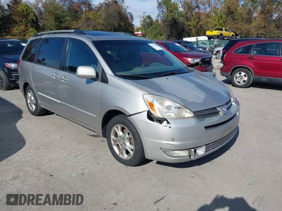 2004 Toyota Sienna XLE z VIN 5TDZA22C44S119793, wystawiony jako IAAI lot #43595212 z przebiegiem 213 234 mil mil oraz . Historia ofert i sprzedaży dostępna na DreamBid. Obrazek 1.