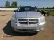 2011 Dodge Caliber z VIN 1B3CB1HA3BD296851, wystawiony jako Copart lot #68704655 z przebiegiem 113 601 mil mil oraz Czysty tytuł • Clean title. Historia ofert i sprzedaży dostępna na DreamBid. Obrazek 5.