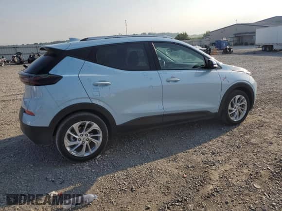 2022 Chevrolet Bolt EUV LT с VIN 1G1FY6S09N4119113, выставлен на аукционе Copart как лот 67189575 с пробегом 27 289 миль миль и Списание • Salvage title. История ставок и продаж доступна на DreamBid. Изображение 3.