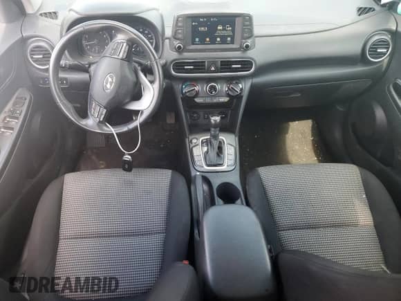 2019 Hyundai Kona SEL z VIN KM8K22AA9KU320074, wystawiony jako Copart lot #80378655 z przebiegiem 101 573 mil mil oraz Szkoda całkowita • Salvage title. Historia ofert i sprzedaży dostępna na DreamBid. Obrazek 8.