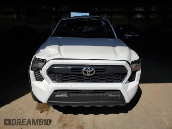 2024 Toyota Tacoma SR5 with VIN 3TYLB5JN1RT001588, listed as a Copart auction lot 72055575 with 21,312 mi miles and Salvage title. Bid and sale history available at DreamBid. Image 5.