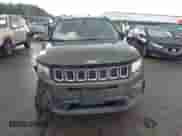 2018 Jeep Compass Latitude z VIN 3C4NJDBB2JT315024, wystawiony jako IAAI lot #42995546 z przebiegiem 111 279 mil mil oraz . Historia ofert i sprzedaży dostępna na DreamBid. Obrazek 12.