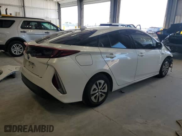 2018 Toyota Prius Plus with VIN JTDKARFP5J3090311, listed as a Copart auction lot 68870305 with 169,191 mi miles and Salvage title. Bid and sale history available at DreamBid. Image 3.