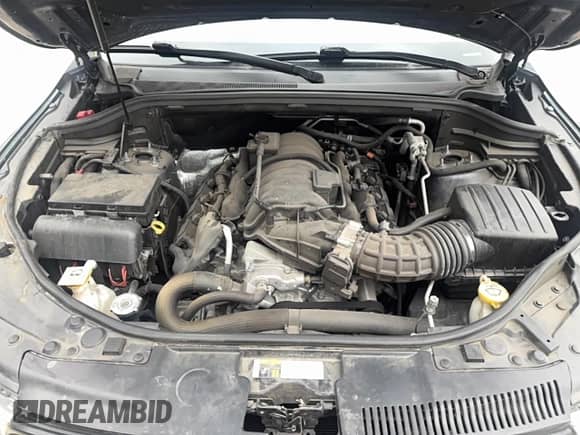 2019 Dodge Durango SRT z VIN 1C4SDJGJ6KC753812, wystawiony jako Copart lot #85688665 z przebiegiem 74 645 mil mil oraz Szkoda całkowita • Salvage title. Historia ofert i sprzedaży dostępna na DreamBid. Obrazek 8.