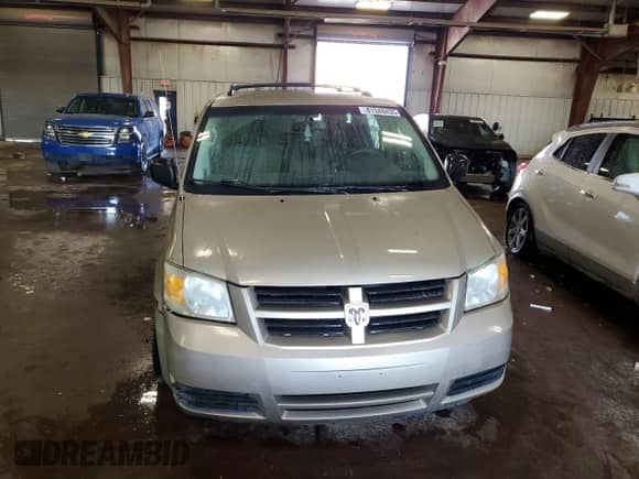 2009 Dodge Grand Caravan SE с VIN 2D8HN44EX9R619968, выставлен на аукционе Copart как лот 81348435 с пробегом 212 981 миль миль и Чистый • Clean title. История ставок и продаж доступна на DreamBid. Изображение 5.