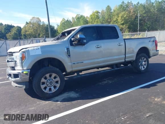 2017 Ford F-250 Lariat with VIN 1FT7W2BT1HEC73950, listed as a IAAI auction lot 43287020 with 158,266 mi miles and . Bid and sale history available at DreamBid. Image 2.