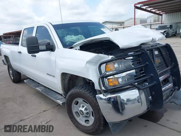 2015 Chevrolet Silverado 2500HD Work Truck z VIN 1GC1KUEG2FF175111, wystawiony jako IAAI lot #42463097 z przebiegiem 245 542 mil mil oraz . Historia ofert i sprzedaży dostępna na DreamBid. Obrazek 1.