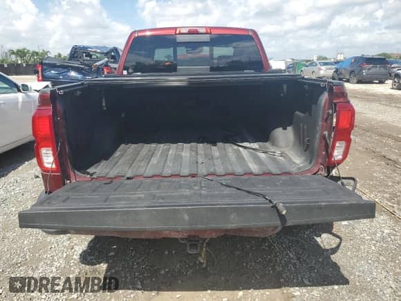 2017 Chevrolet Silverado 1500 High Country с VIN 3GCPCTECXHG316359, выставлен на аукционе Copart как лот 68711644 с пробегом 142 819 миль миль и Списание • Salvage title. История ставок и продаж доступна на DreamBid. Изображение 6.