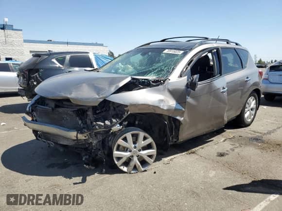 2012 Nissan Murano SL с VIN JN8AZ1MU7CW101913, выставлен на аукционе Copart как лот 70915025 с пробегом 127 722 миль миль и Списание • Salvage title. История ставок и продаж доступна на DreamBid. Изображение 1.