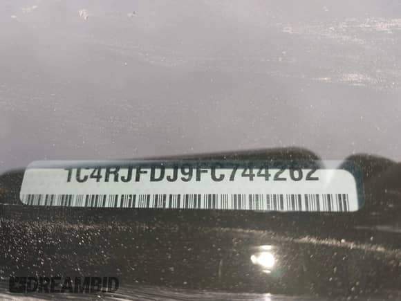 2015 Jeep Grand Cherokee SRT with VIN 1C4RJFDJ4FC882940, listed as a IAAI auction lot 43549108 with 18,901 mi miles and . Bid and sale history available at DreamBid. Image 9.