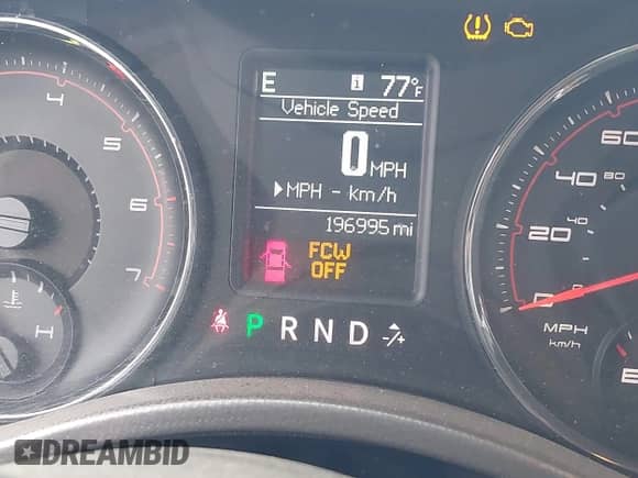2011 Dodge Charger RT Max with VIN 2B3CM5CT2BH552748, listed as a IAAI auction lot 43028493 with 196,995 mi miles and . Bid and sale history available at DreamBid. Image 15.