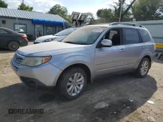 2013 Subaru Forester X Premium with VIN JF2SHADC8DH412333, listed as a Copart auction lot 84029405 with 158,130 mi miles and Salvage title. Bid and sale history available at DreamBid. Image 1.