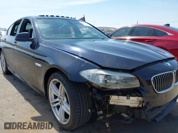 2011 BMW 5 Series 535i z VIN WBAFR7C56BC806214, wystawiony jako IAAI lot #42725385 z przebiegiem 118 947 mil mil oraz . Historia ofert i sprzedaży dostępna na DreamBid. Obrazek 6.