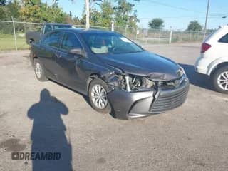 2015 Toyota Camry SE with VIN 4T1BF1FKXFU498713, listed as a IAAI auction lot 43491138 with 211,840 mi miles and . Bid and sale history available at DreamBid. Image 1.