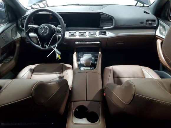 2025 Mercedes-Benz GLS 450 с VIN 4JGFF5KE9SB454359, выставлен на аукционе Copart как лот 85917765 с пробегом Не указан миль и На запчасти • Non repairable. История ставок и продаж доступна на DreamBid. Изображение 8.