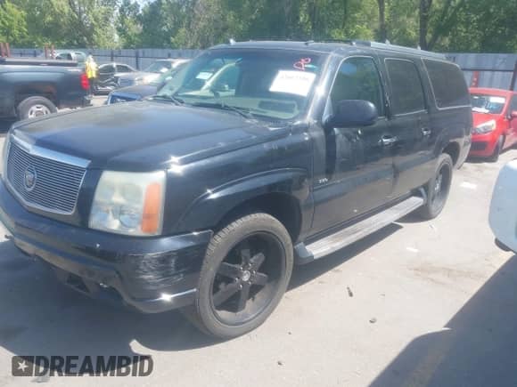 2004 Cadillac Escalade ESV Platinum Edition with VIN 3GYFK66N64G103607, listed as a IAAI auction lot 42607258 with 180,727 mi miles and . Bid and sale history available at DreamBid. Image 2.