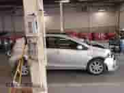 2013 Toyota Prius One z VIN JTDKDTB31D1055630, wystawiony jako IAAI lot #43197126 z przebiegiem 113 286 mil mil oraz . Historia ofert i sprzedaży dostępna na DreamBid. Obrazek 13.