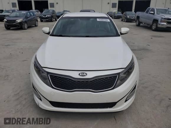 2015 Kia Optima LX with VIN KNAGM4A79F5630761, listed as a Copart auction lot 70302334 with 106,427 mi miles and Salvage title. Bid and sale history available at DreamBid. Image 5.