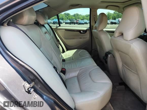 2007 Volvo S60 2.5L Turbo с VIN YV1RH592172610581, выставлен на аукционе Copart как лот 66708965 с пробегом 162 156 миль миль и Списание • Salvage title. История ставок и продаж доступна на DreamBid. Изображение 10.