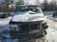 2005 Chevrolet Astro z VIN 1GNDM19X55B128751, wystawiony jako Copart lot #88860595 z przebiegiem Nie podano mil oraz Szkoda całkowita • Salvage title. Historia ofert i sprzedaży dostępna na DreamBid. Obrazek 5.