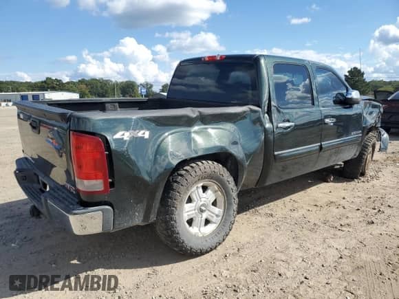 2013 GMC Sierra 1500 SLT z VIN 3GTP2WE70DG205210, wystawiony jako Copart lot #84760115 z przebiegiem 174 491 mil mil oraz Szkoda całkowita • Salvage title. Historia ofert i sprzedaży dostępna na DreamBid. Obrazek 3.
