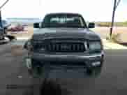 2001 Toyota Tacoma PreRunner с VIN 5TEGN92N51Z853167, выставлен на аукционе Copart как лот 69870655 с пробегом 228 921 миль миль и Списание • Salvage title. История ставок и продаж доступна на DreamBid. Изображение 5.