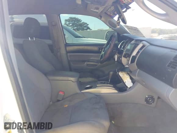 2007 Toyota Tacoma PreRunner with VIN 5TEJU62N27Z338028, listed as a IAAI auction lot 43435181 with 267,805 mi miles and . Bid and sale history available at DreamBid. Image 5.