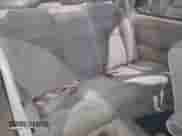 1993 Honda Accord z VIN 1HGCB7253PA033802, wystawiony jako IAAI lot #41624772 z przebiegiem 143 400 mil mil oraz . Historia ofert i sprzedaży dostępna na DreamBid. Obrazek 8.