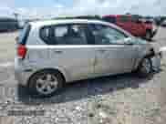 2005 Chevrolet Aveo LS с VIN KL1TD62625B444960, выставлен на аукционе Copart как лот 58535815 с пробегом 132 870 миль миль и Списание • Salvage title. История ставок и продаж доступна на DreamBid. Изображение 3.