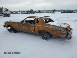 1974 Chevrolet Monte Carlo z VIN 1H57H41668366, wystawiony jako Copart lot #43257785 z przebiegiem Nie podano mil oraz Czysty tytuł • Clean title. Historia ofert i sprzedaży dostępna na DreamBid. Obrazek 2.