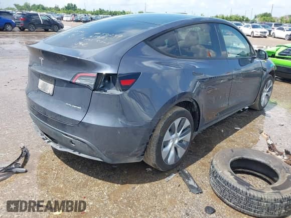 2023 Tesla Model Y Long Range с VIN 7SAYGDEE4PA096821, выставлен на аукционе IAAI как лот 42694922 с пробегом 29 156 миль миль и . История ставок и продаж доступна на DreamBid. Изображение 4.