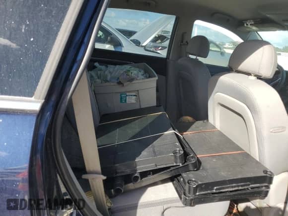 2008 Saturn VUE XR z VIN 3GSCL53718S665203, wystawiony jako Copart lot #75504524 z przebiegiem Nie podano mil oraz Szkoda całkowita • Salvage title. Historia ofert i sprzedaży dostępna na DreamBid. Obrazek 10.