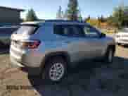 2020 Jeep Compass Sport z VIN 3C4NJDAB5LT107045, wystawiony jako Copart lot #86335665 z przebiegiem 62 880 mil mil oraz Szkoda całkowita • Salvage title. Historia ofert i sprzedaży dostępna na DreamBid. Obrazek 3.