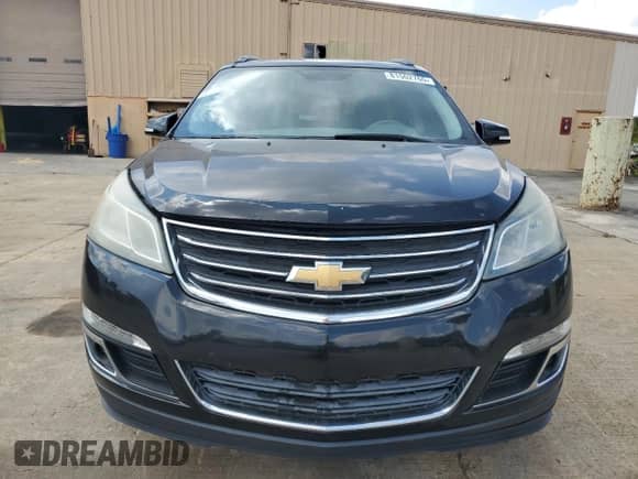 2017 Chevrolet Traverse LT z VIN 1GNKRGKDXHJ342947, wystawiony jako Copart lot #81502765 z przebiegiem 186 807 mil mil oraz Czysty tytuł • Clean title. Historia ofert i sprzedaży dostępna na DreamBid. Obrazek 5.