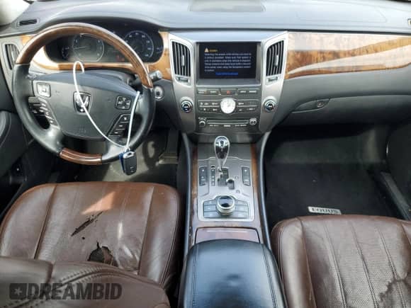 2011 Hyundai Equus Ultimate z VIN KMHGH4JF6BU030211, wystawiony jako Copart lot #47643285 z przebiegiem 95 045 mil mil oraz Szkoda całkowita • Salvage title. Historia ofert i sprzedaży dostępna na DreamBid. Obrazek 8.