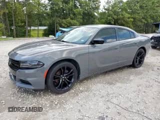 2017 Dodge Charger SE with VIN 2C3CDXBG4HH620639, listed as a Copart auction lot 61555555 with 96,252 mi miles and Salvage title. Bid and sale history available at DreamBid. Image 1.