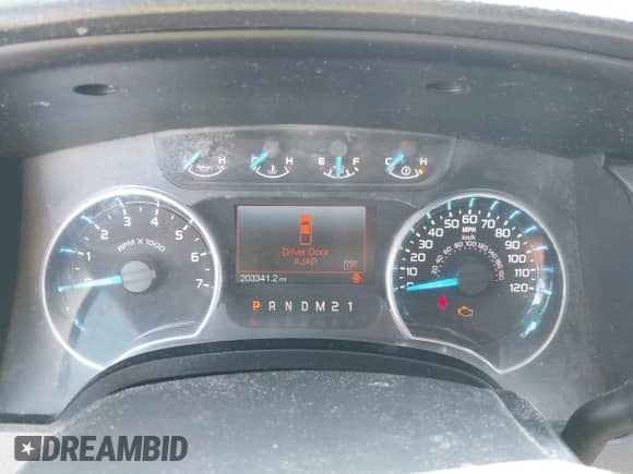 2013 Ford F-150 STX с VIN 1FTFX1EF4DFC57013, выставлен на аукционе IAAI как лот 43302090 с пробегом 203 341 миль миль и . История ставок и продаж доступна на DreamBid. Изображение 7.