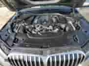 2020 BMW 7 Series 750i xDrive z VIN WBA7U2C05LGJ59633, wystawiony jako Copart lot #48515895 z przebiegiem 73 454 mil mil oraz Czysty tytuł • Clean title. Historia ofert i sprzedaży dostępna na DreamBid. Obrazek 11.