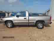 2000 Chevrolet Silverado 1500 LS with VIN 1GCEC14W2YZ179649, listed as a IAAI auction lot 42525015 with 284,859 mi miles and . Bid and sale history available at DreamBid. Image 14.