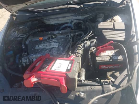 2004 Honda Accord EX с VIN 1HGCM72544A002550, выставлен на аукционе IAAI как лот 41498005 с пробегом 272 679 миль миль и . История ставок и продаж доступна на DreamBid. Изображение 10.