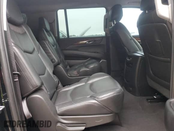 2020 Cadillac Escalade ESV Premium Luxury с VIN 1GYS4JKJ9LR110385, выставлен на аукционе Copart как лот 57809575 с пробегом 102 266 миль миль и Списание • Salvage title. История ставок и продаж доступна на DreamBid. Изображение 10.