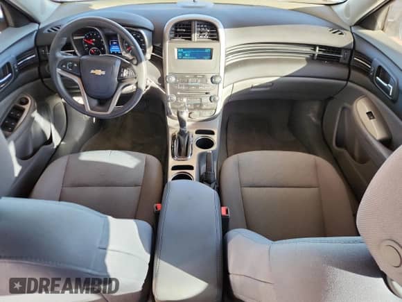 2015 Chevrolet Malibu LS with VIN 1G11B5SL2FF144585, listed as a Copart auction lot 89638735 with 70,064 mi miles and Salvage title. Bid and sale history available at DreamBid. Image 8.