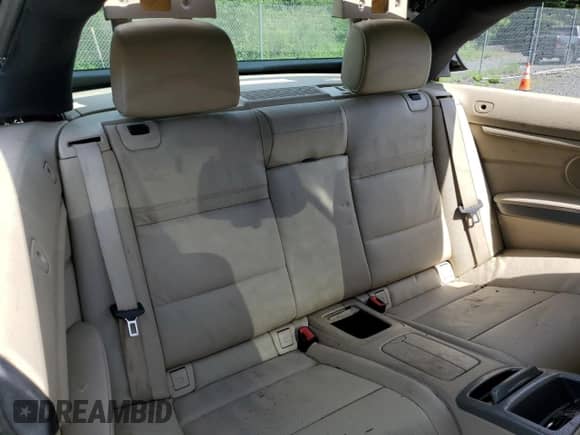 2011 BMW 3 Series 335is z VIN WBADX1C50BE569914, wystawiony jako Copart lot #63243915 z przebiegiem 59 812 mil mil oraz Szkoda całkowita • Salvage title. Historia ofert i sprzedaży dostępna na DreamBid. Obrazek 10.