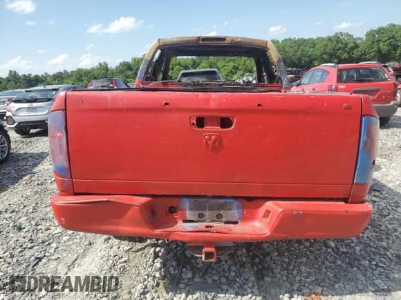 2006 Dodge 1500 ST с VIN 1D7HA18K06J146399, выставлен на аукционе Copart как лот 57552845 с пробегом Не указан миль и На запчасти • Non repairable. История ставок и продаж доступна на DreamBid. Изображение 6.