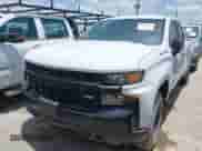 2022 Chevrolet Silverado 1500 Work Truck z VIN 1GCRYAEDXNZ174808, wystawiony jako IAAI lot #42500240 z przebiegiem 46 428 mil mil oraz . Historia ofert i sprzedaży dostępna na DreamBid. Obrazek 2.