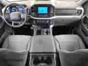 2022 Ford F-150 XL с VIN 1FTEW1EP6NKF05889, выставлен на аукционе Copart как лот 71953805 с пробегом 93 039 миль миль и Чистый • Clean title. История ставок и продаж доступна на DreamBid. Изображение 8.