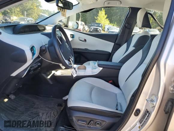 2017 Toyota Prius Premium z VIN JTDKARFP5H3005400, wystawiony jako Copart lot #83960225 z przebiegiem 61 662 mil mil oraz Szkoda całkowita • Salvage title. Historia ofert i sprzedaży dostępna na DreamBid. Obrazek 7.